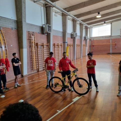 Nuotare, pedalare, correre